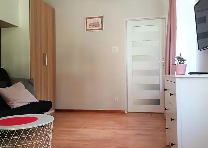 Malinowy Swietoduska 12 Daire Lublin